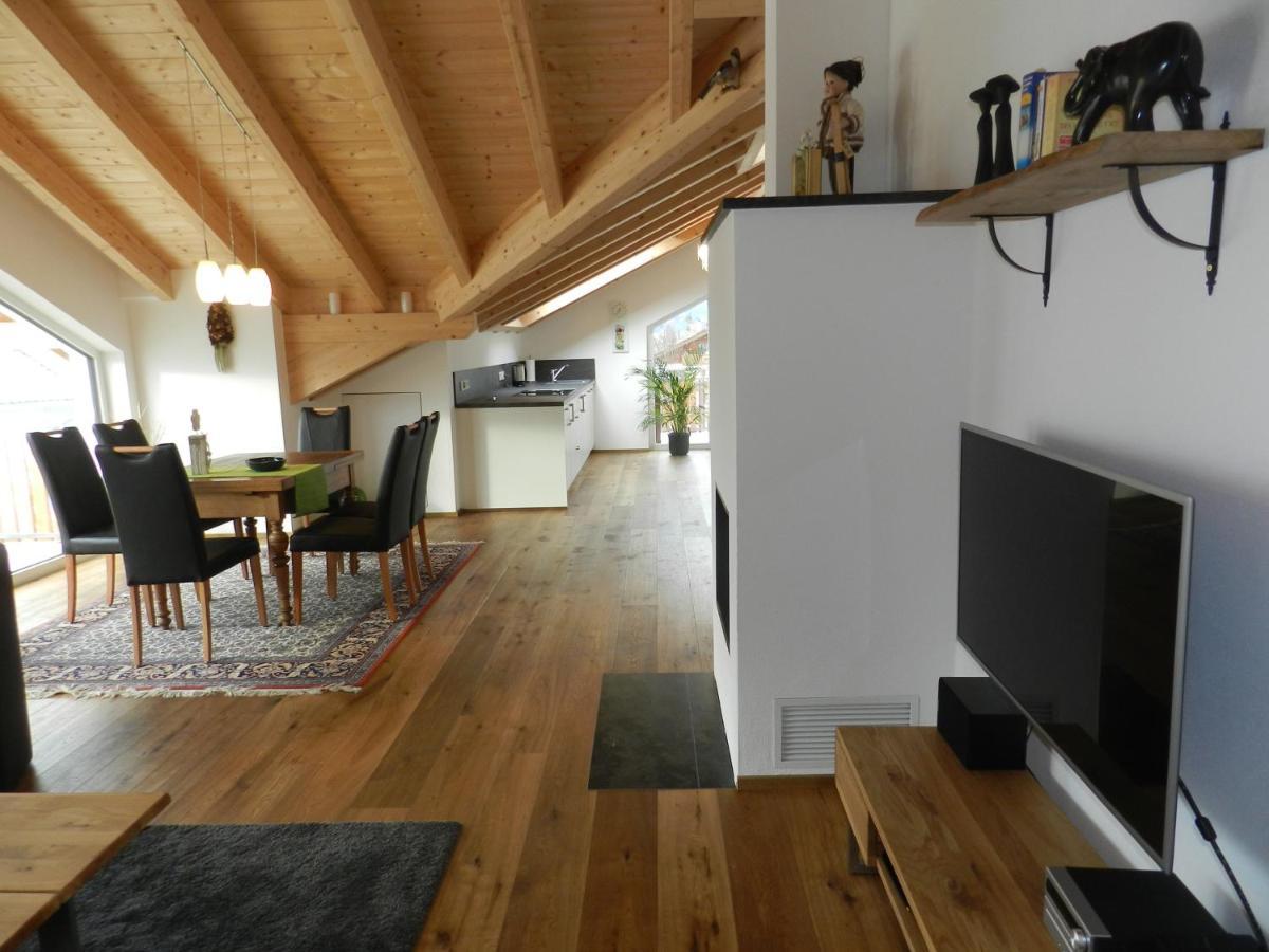 Alpentraum Apartment Garmisch-Partenkirchen Exterior photo